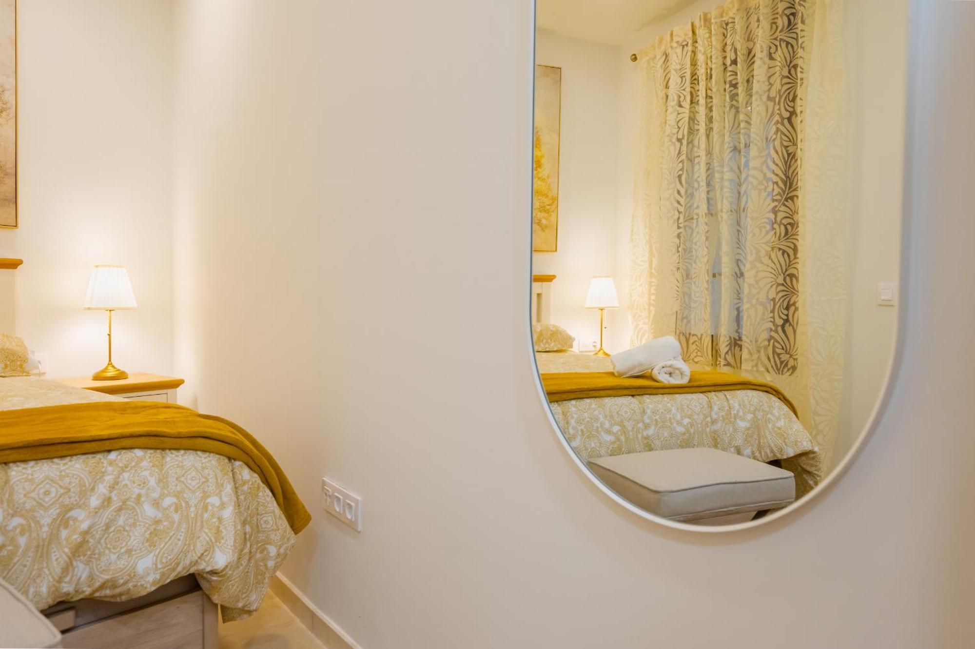 Apartamento Fantastico 2H+1B Plaza Del Museo Sevilla Exterior foto
